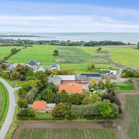 Lantlig Idyll Med Vildmarksbad Och Bastu *