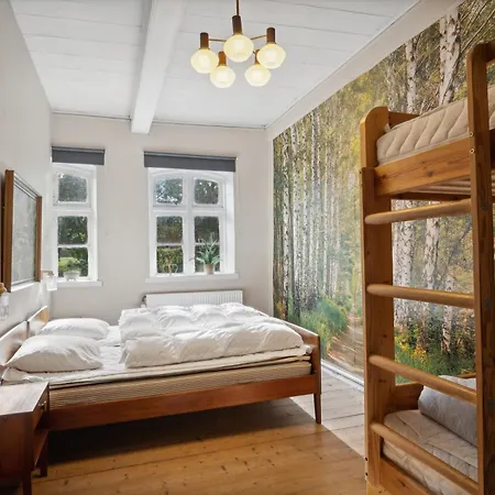 Lantlig Idyll Med Vildmarksbad Och Bastu Lantgård Haderslev